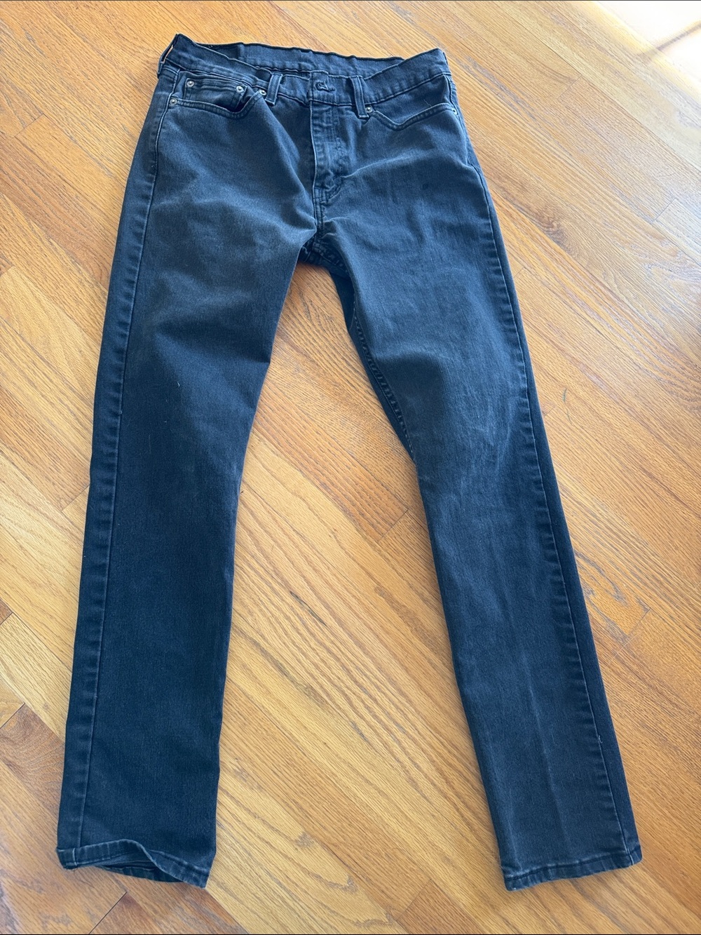 Levi's Men's Slim Straight Jeans in Black Denim 32 x 34, style 511